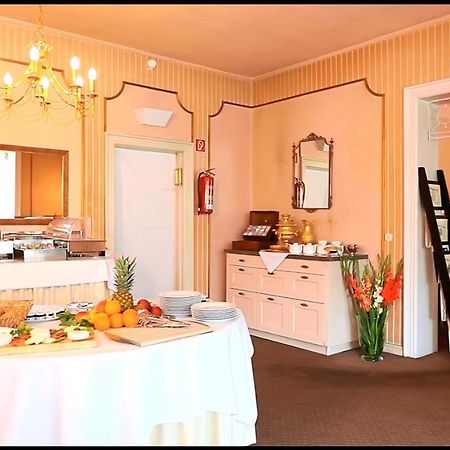 Hotel Royal เอล์มสฮอร์น ภายนอก รูปภาพ