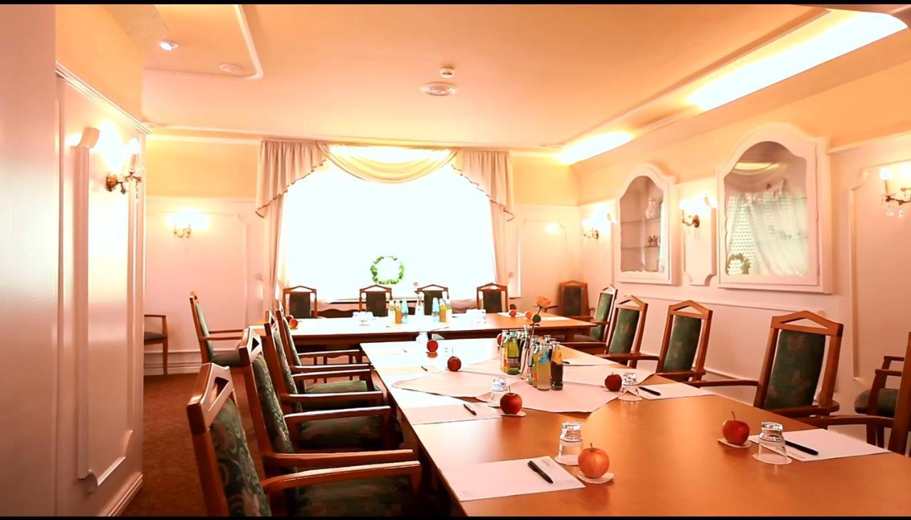 Hotel Royal เอล์มสฮอร์น ภายนอก รูปภาพ